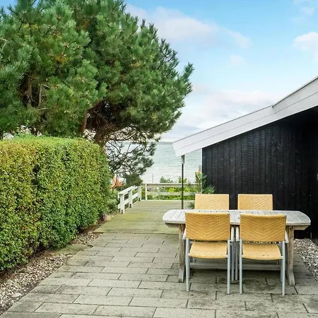 Beautiful In With Kitchen פאבורג